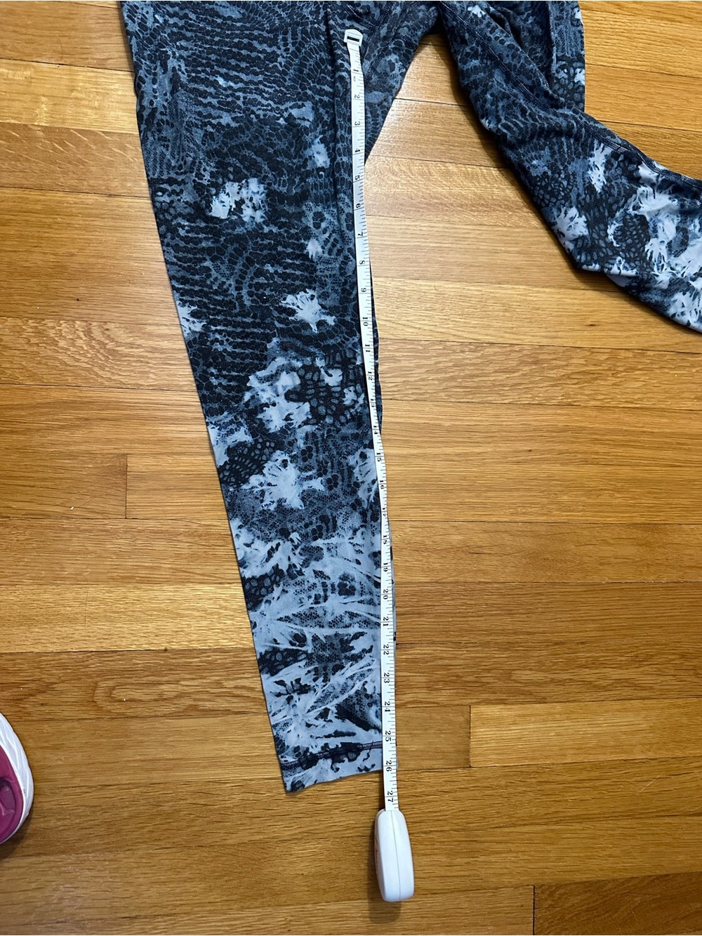 Lululemon Align Pant Engineered
Indigo Lace Starlight Multi Align Pant size 12 - Picture 2 of 7